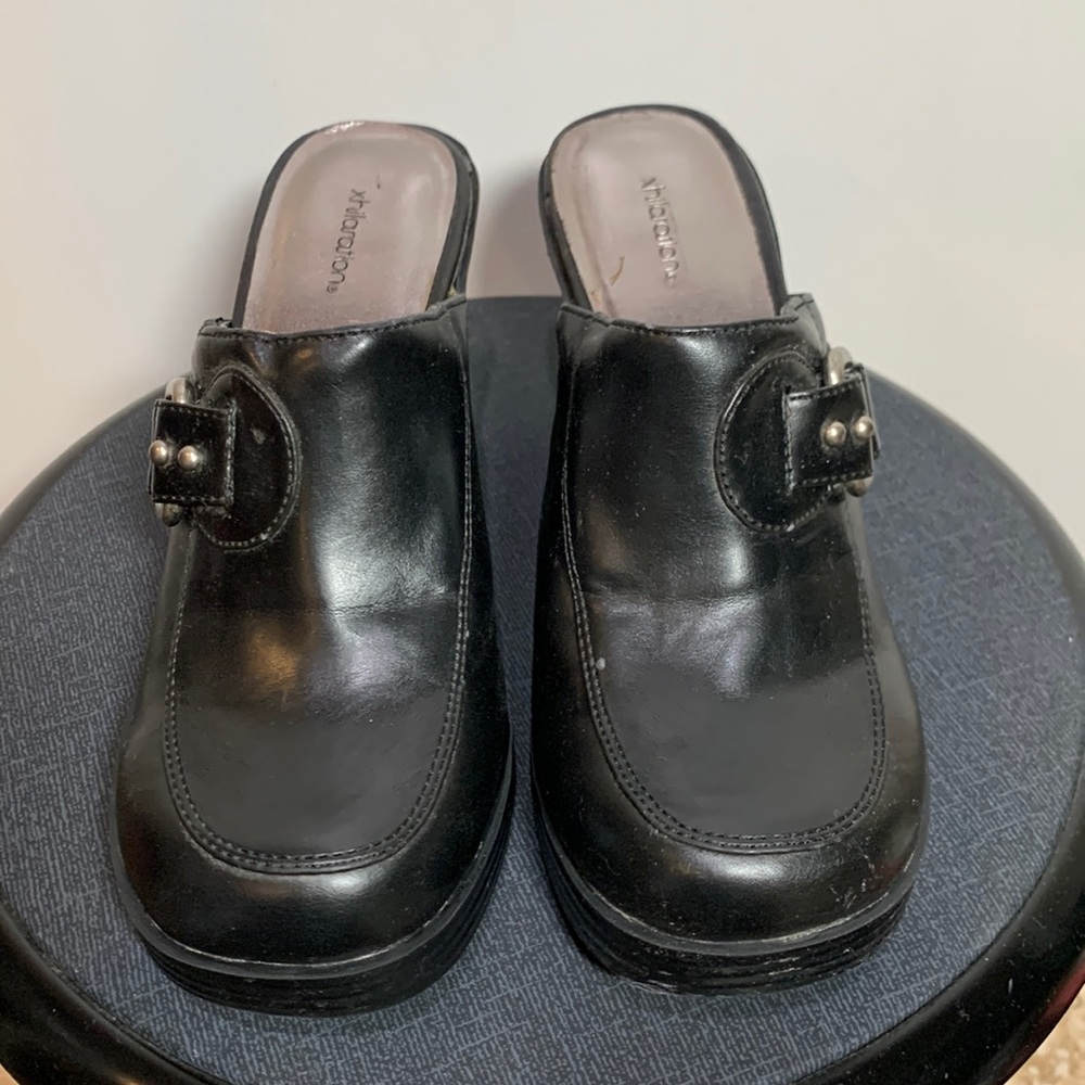 Xhilaration Black Square Toe Slip On 3” Pumps Size 6